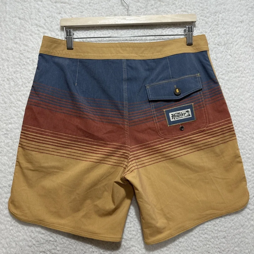 Howler Bros Bruja Boardshorts Men's 38 Meridians Old Gold Stripes‎ Pockets Logo